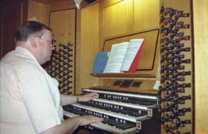 Kultur: Orgelkonzert in der evangelischen Kirche Eichwalde.