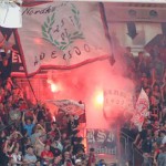 Pyroaktion von Fußballfans.