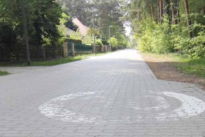 Nach kurzer Zeit ist von dem 30 km/h Piktogramm kaum mehr etwas zu erkennen. (Foto: Weinert)