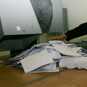 Bürgermeister Wahl 2017: Ein Bürger aus Zeuthen hat Zweifel an der korrekten Berufsbezeichnung von Martina Mieritz. (Foto: Wolff)