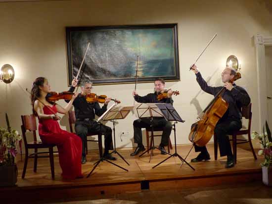 Hába-Quartett: Das Hába-Quartett begeistert seine Zuhörer auf den Schlosskonzerten Königs Wusterhausen Foto: Norbert Vogel