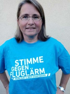 Merkwürdige Demokratie: Antje Aurich-Haider erhielt beim Bürgerfest ein  Platzverbot. Der Grund: Sie setzte sich für Bürgerrechte ein. (Foto: Haider) 