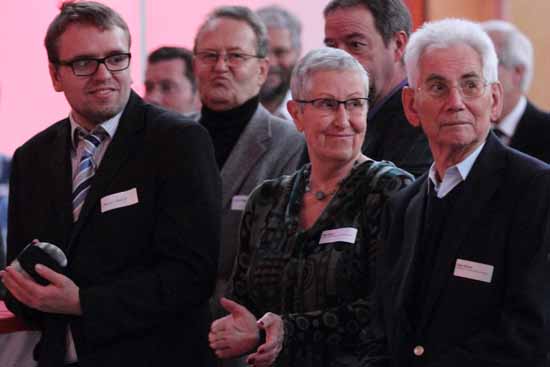 Lokalpolitiker, Vertreter von Vereinen und der Wirtschaft nutzten den Neujahrsempfang zu Gesprächen über Projekte in der Region. (Foto: mwBild)