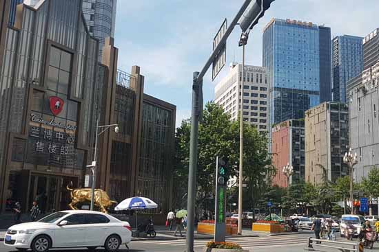 Chengdu - eine moderne Millionenstadt im Zentrum Chinas (Foto: Reif)