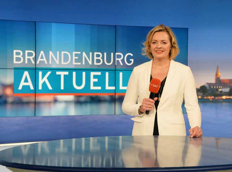 rbb - Moderatorin Tatjana Jury führte am Freitag durch die Sendung. Foto: Bernd Settnik/dpa
