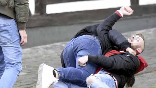 Polizeieinsatz: Prügelei und Raub in Zeuthen