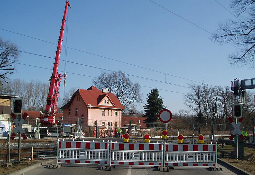 Eichwalde: Totalsperrung Bahnübergang