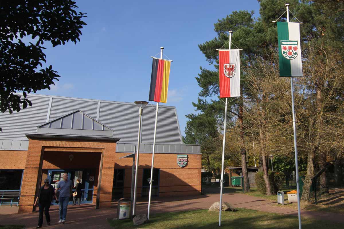 Künftig werden diese Flaggen wieder dauerhaft zu sehen sein. (Foto:mwBild)