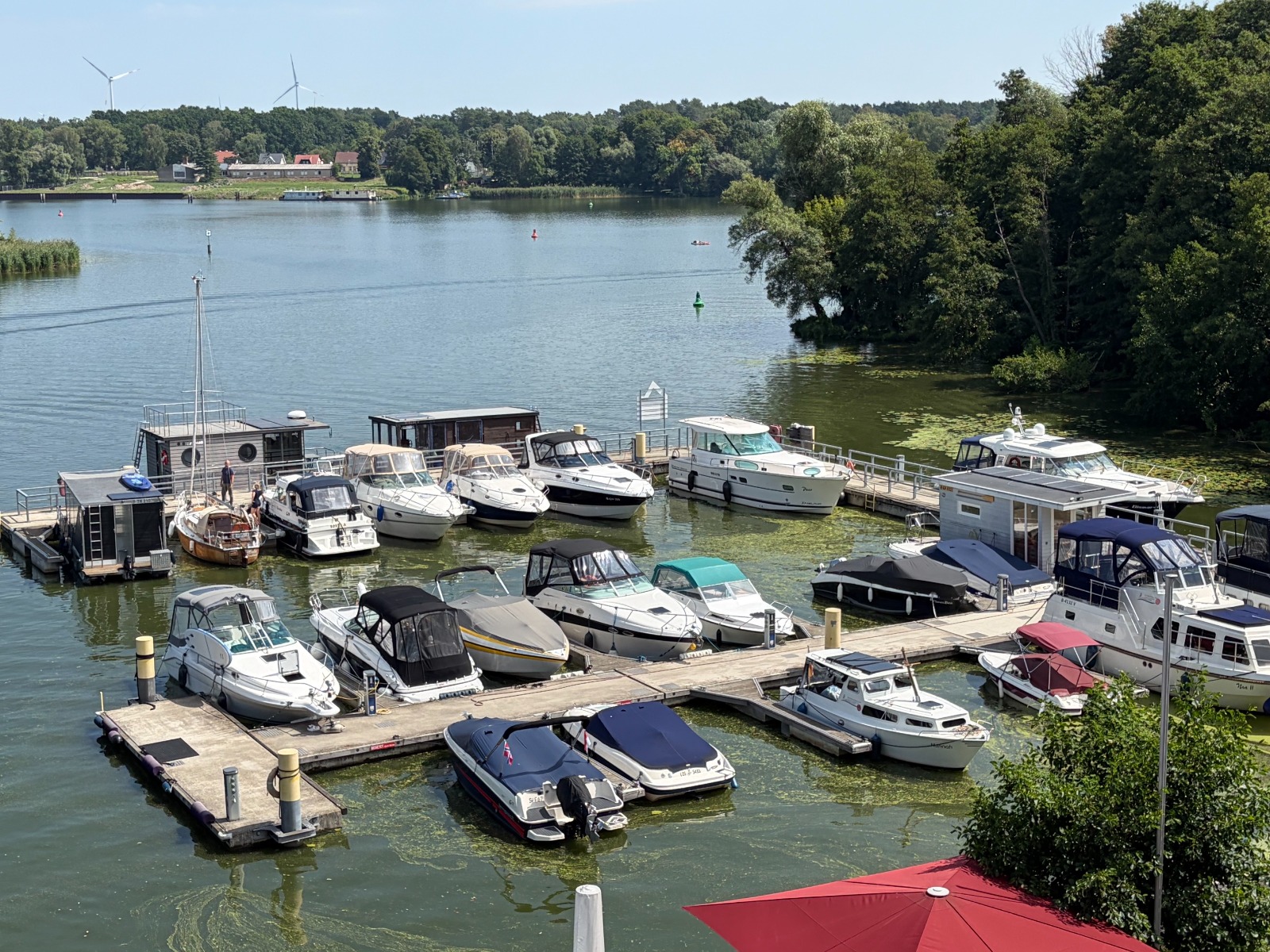 Hafen "Villa am See" Foto: (MH)