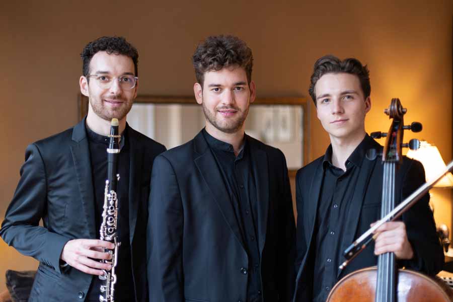 Das junge aufstrebende Trio Risonante spielt im Kavalierhaus. (Foto: Nick Konstantin Otto)